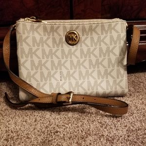 Michael Kors Crossbody Bag